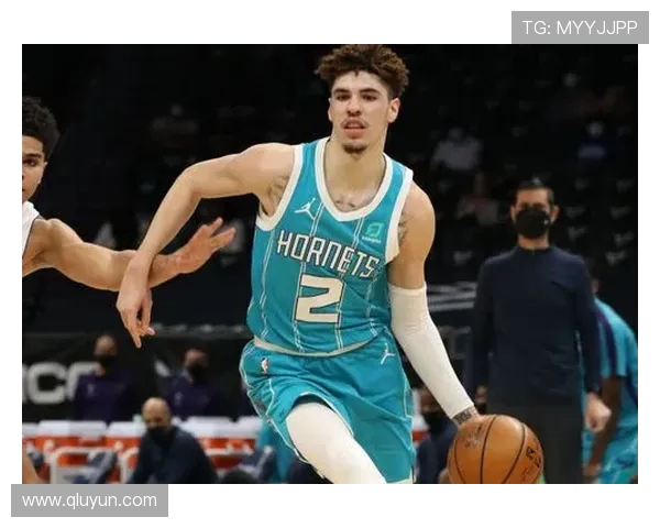 黄蜂主帅点评三球：他不仅仅是为了得分 更具活力和潜力